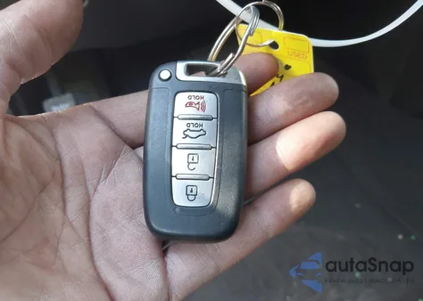 2014 Hyundai Sonata Se z USA, uszkodzony, nr VIN 5NPEC4AC1EH849402